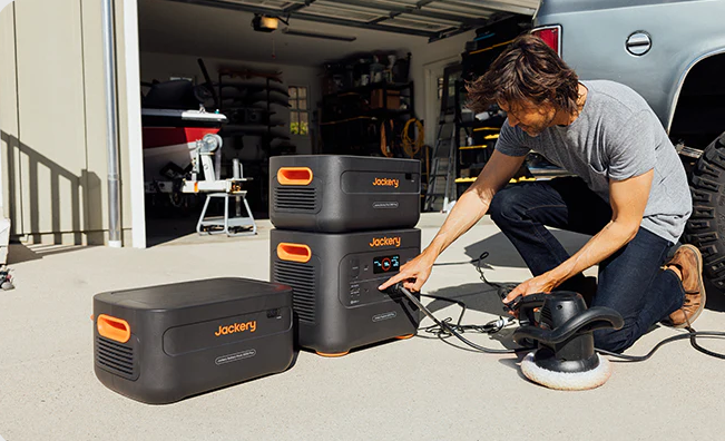 How Can A Solar Generator Power Up Your Home Improvement?