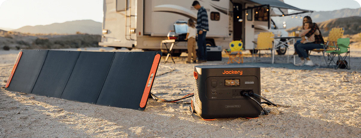 Celebrate Bonfire Night with the Ultimate Outdoor Setup: Solar Powered Generators and Portable Power Stations