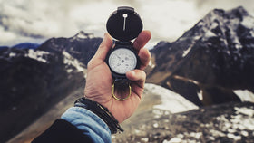 what to put in a survival backpack to keep you safe