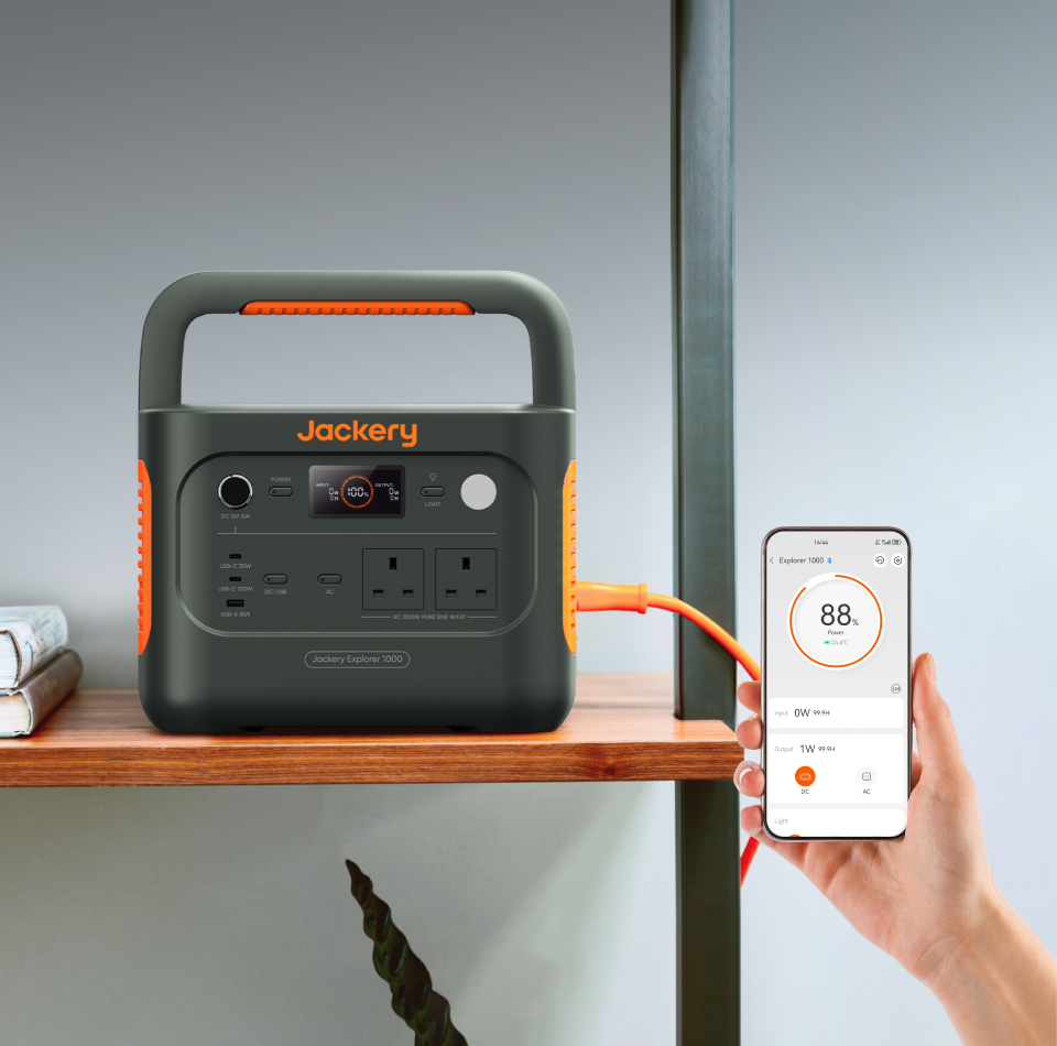 Jackery Solar Generator 1000 v2