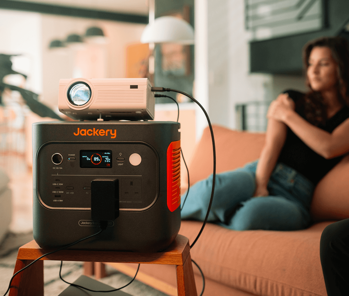 Run Time of Explorer 2000 v2 power your Home Devices