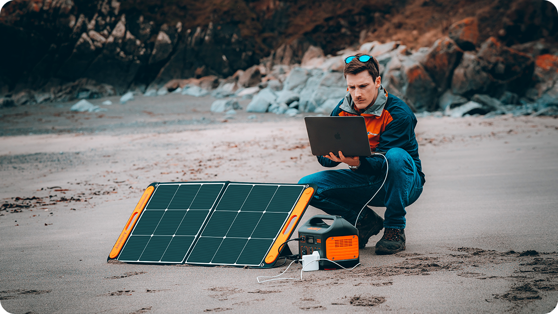 Made with monocrystalline solar cells, and a honeycomb light trapping design, the solar panels are equipped with adjustable stands, with solar panel efficiency reaching up to 24.3%. Make the most use of solar power, no matter if it's on sunny or cloudy days!